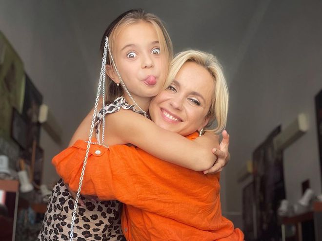 Лілія Ребрик зі старшою донькою