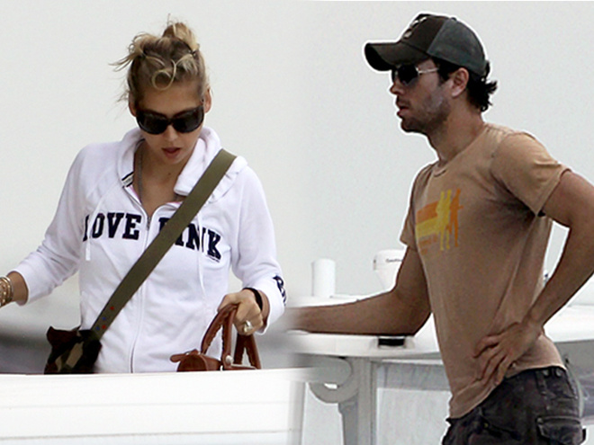 Анна Курнікова та Енріке Іглесіас