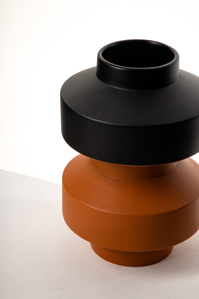 Світильники та вази PRAFORMA