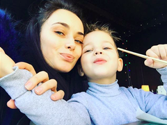 Ксения Мишина и ее сын Платон