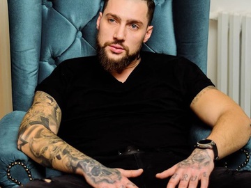 Олег Кензов