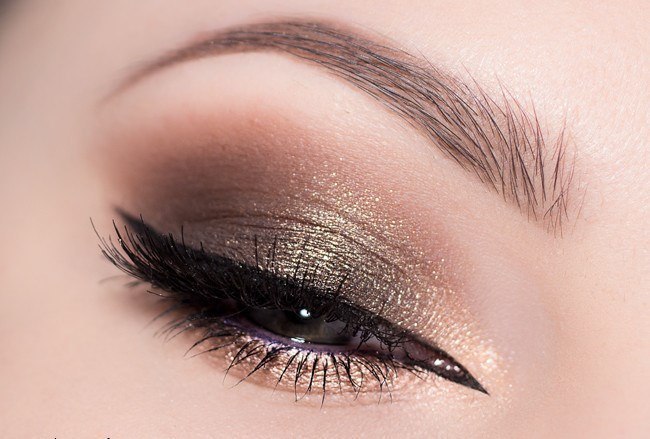 Весняний вечірній макіяж