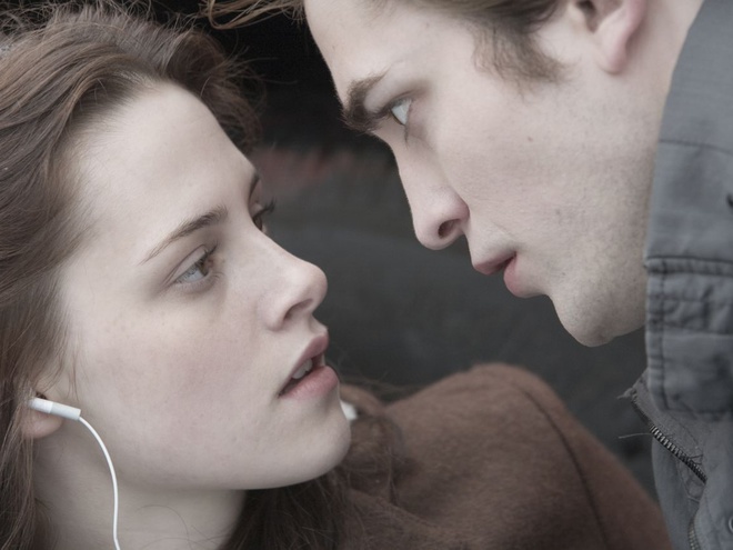 «Сутінки» повертаються в українські кінотеатри