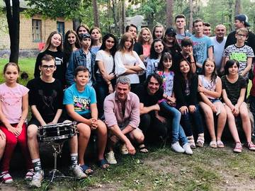 Мірзоян і діти