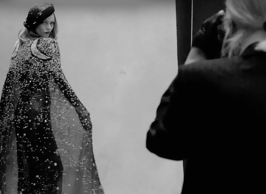 Ванесса Паради в съемке Карла Лагерфельда для французской "Библии моды"