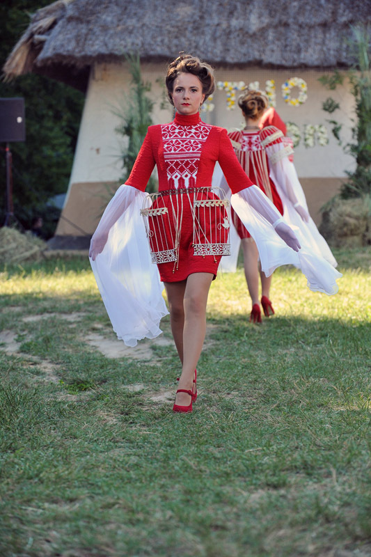 Коллекции Этно-fashion на фестивале «Країна Мрій»: LARA KIM