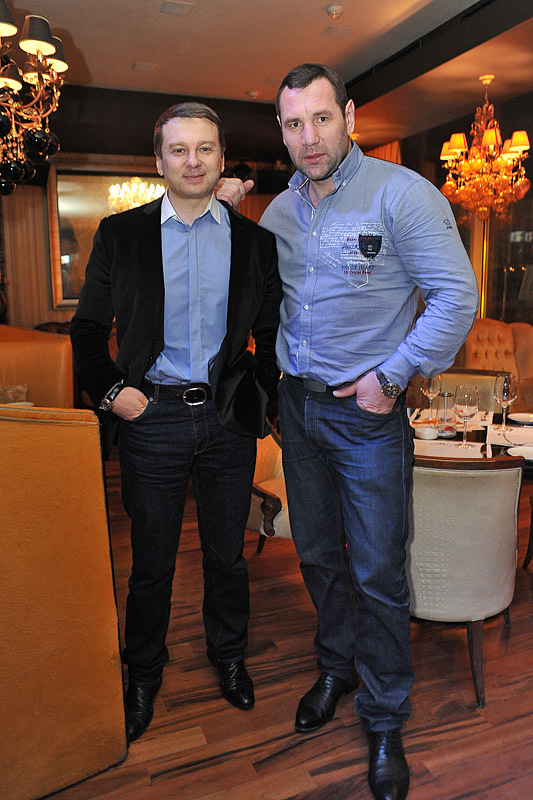 Тусовка в ресторане Москва