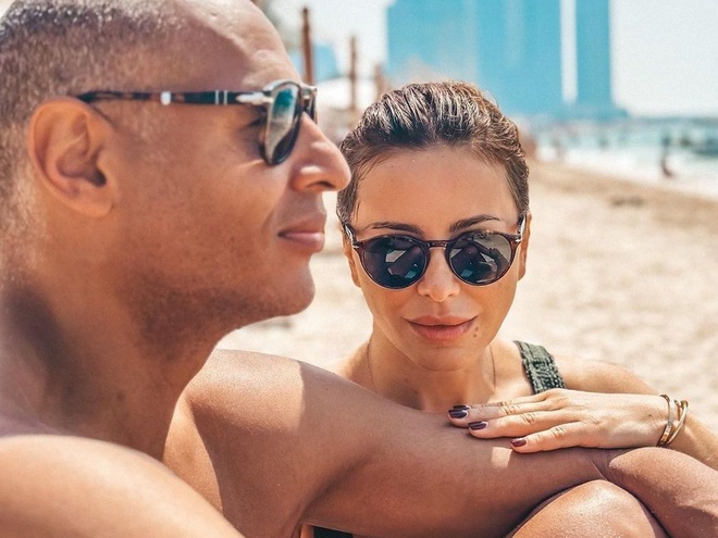 Лорак присвятила пост йога-тренеру й залицяльнику, відмовившись читати коментарі