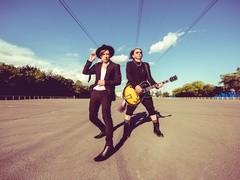 Би-2 презентуют  клип "Лайки"