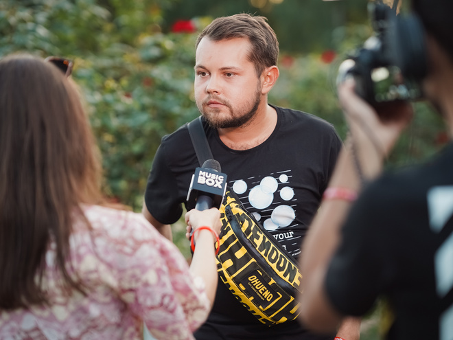 Киевская Точка G: On I Ona впервые создали иммерсивное шоу в ботсаду