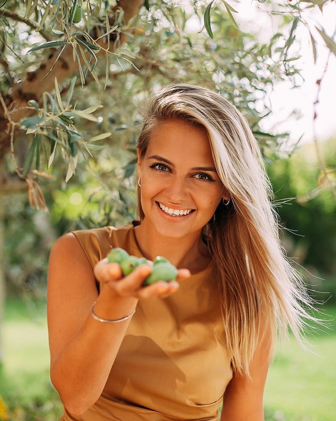 Сладко и тепло: где проведет медовый месяц ведущая "Ревизора Х"