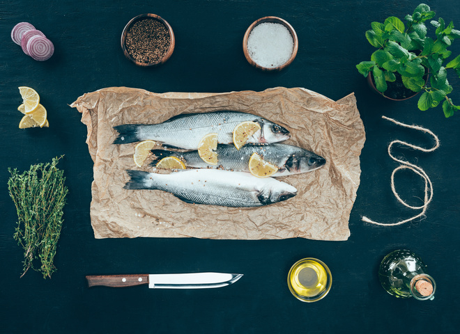Салаты из рыбы на Новый год 2020: простые новогодние рецепты