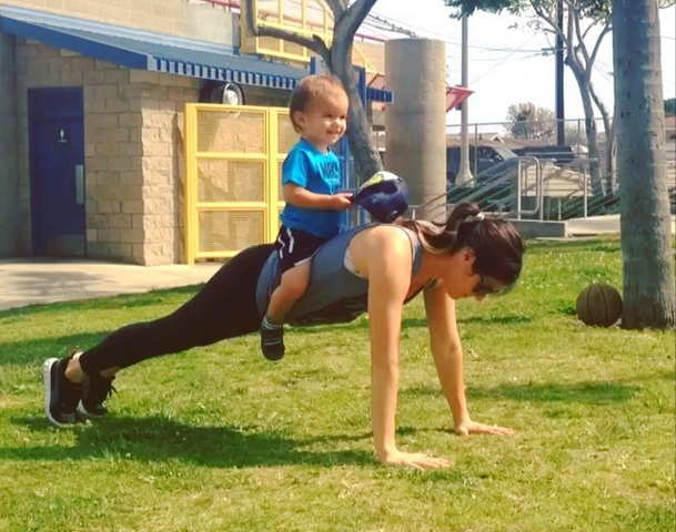 Фітнес-мама fitmomma4two