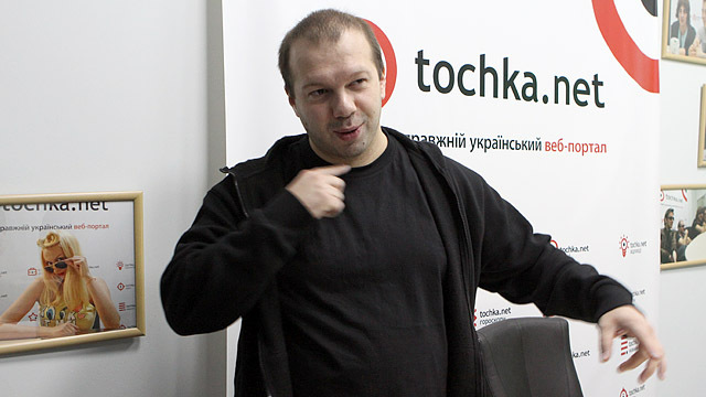 Денис Олейников