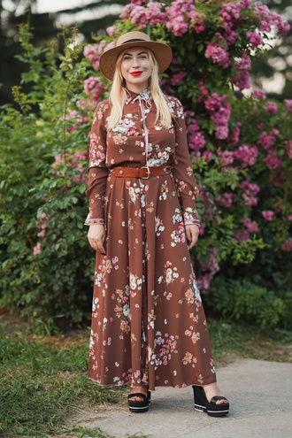 Киевская Точка G: On I Ona впервые создали иммерсивное шоу в ботсаду