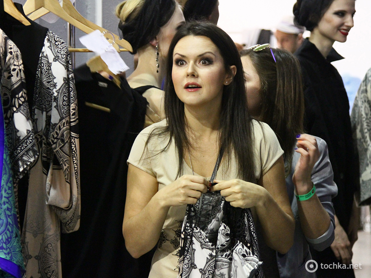 Бэкстейдж третьего дня UFW: OLENA DATS’ 