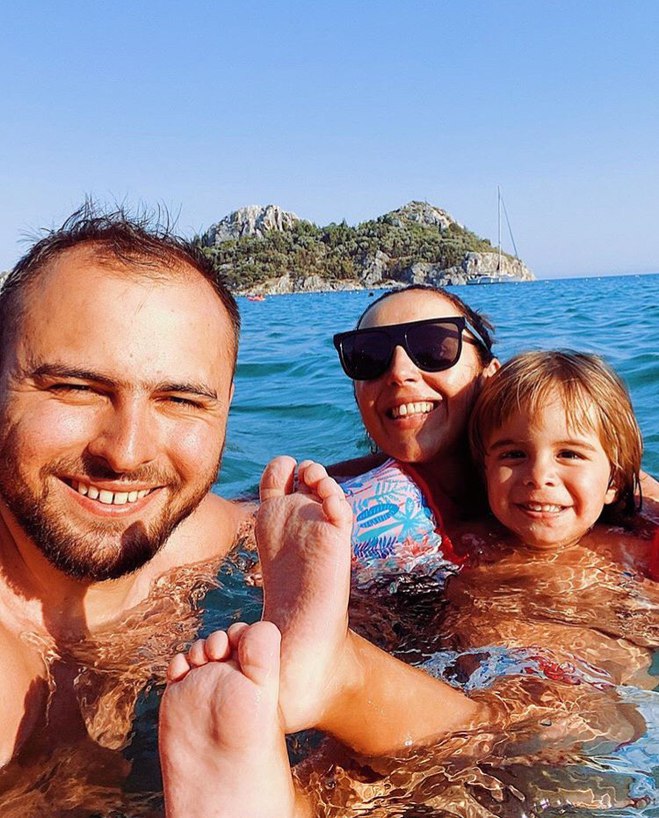 Джамала з родиною