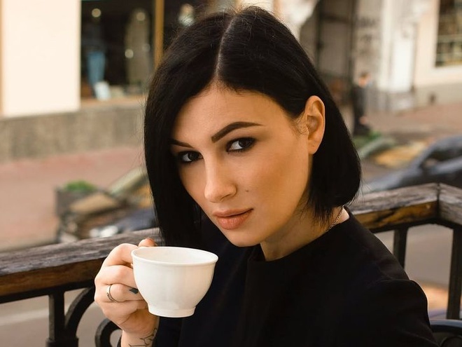 Приходько запостила рідкісне фото з чоловіком та привітала його з днем ​​народження