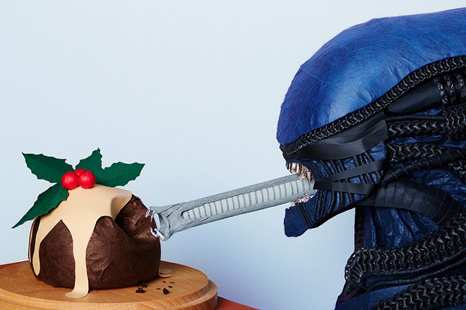 Как отмечает Рождество "Чужой"