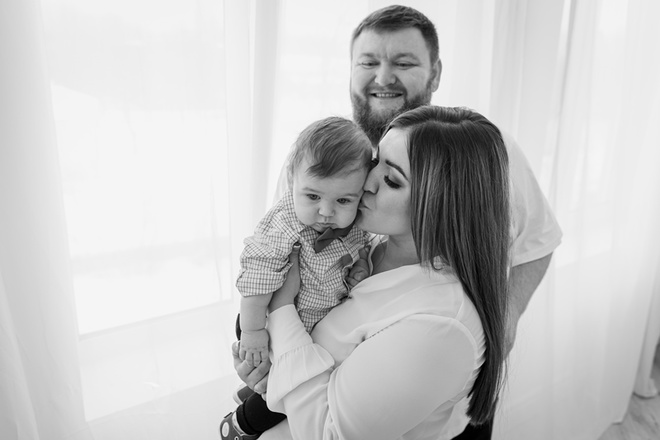 Владимир Жогло с женой и сыном