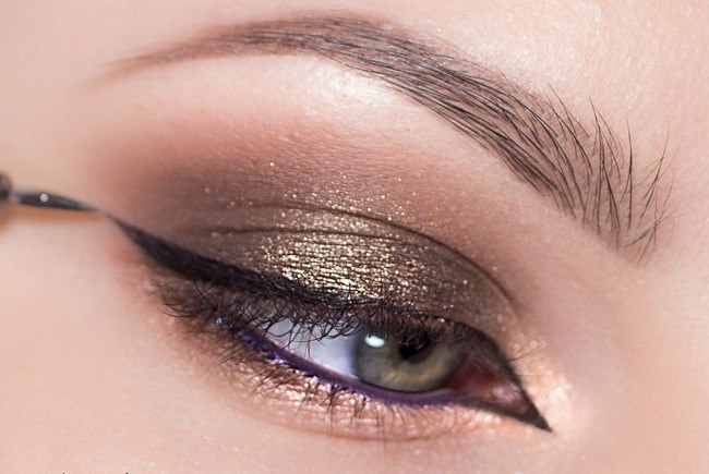 Весняний вечірній макіяж