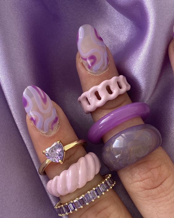 Разноцветные глиняные кольца — трендовый летний аксессуар