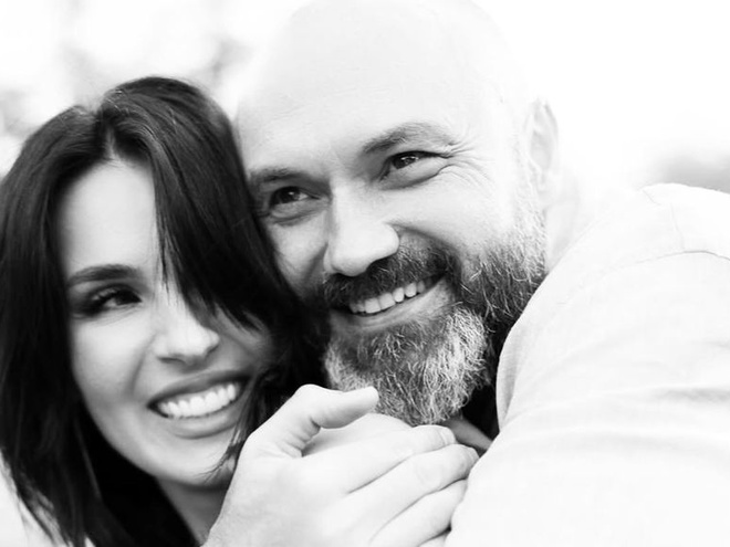 Єфросиніна вперше за довгий час з'явилася на публіці з чоловіком-військом