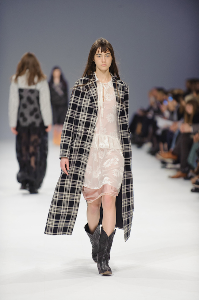 UFW AW 16/17: Poustovit