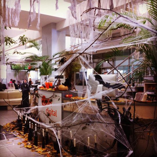 Хэллоуин 2015 в офисе UMH Digital