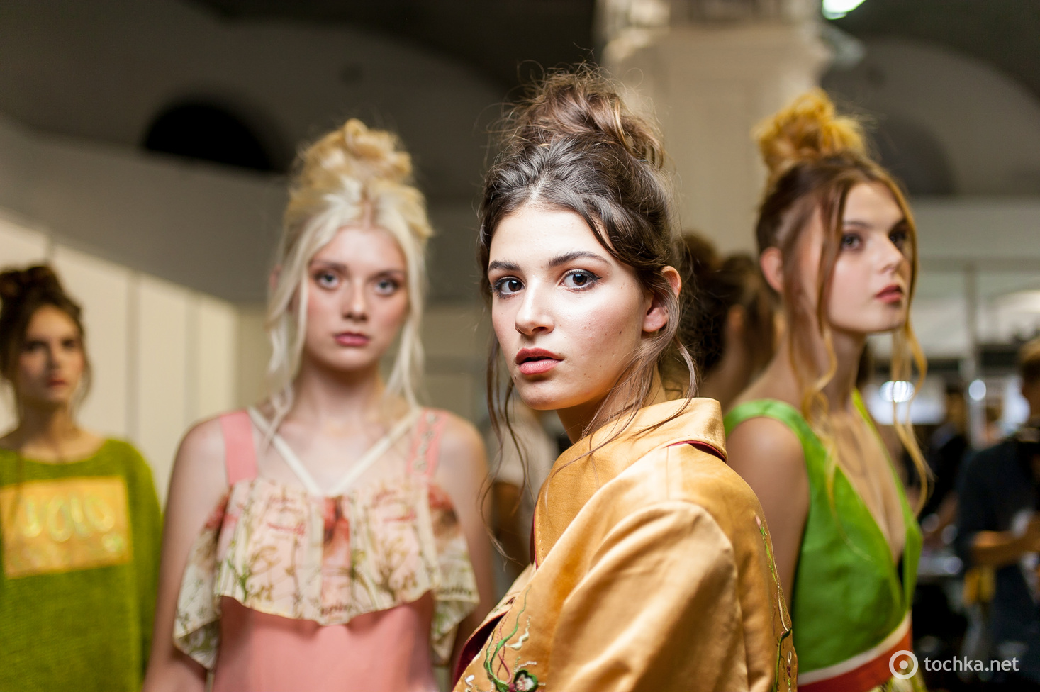 Backstage второго дня UFW SS20