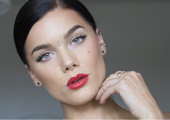 Макіяж з акцентом на губи