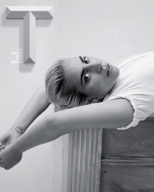 Леди Гага украсила обложку T Magazine