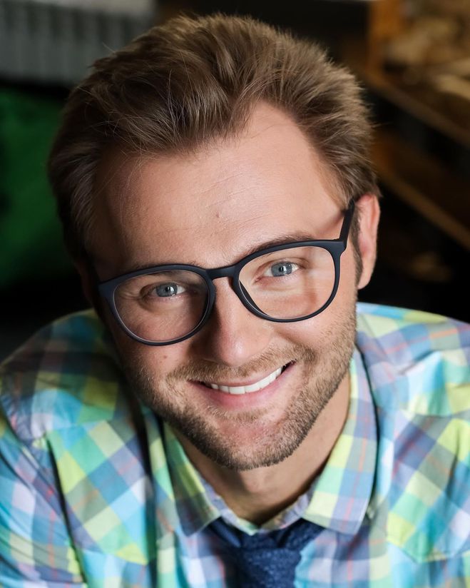 Евгений Капорин