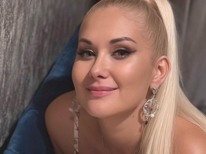 Бужинська показала майже 7-річного сина, якого публіка сплутала з її донькою