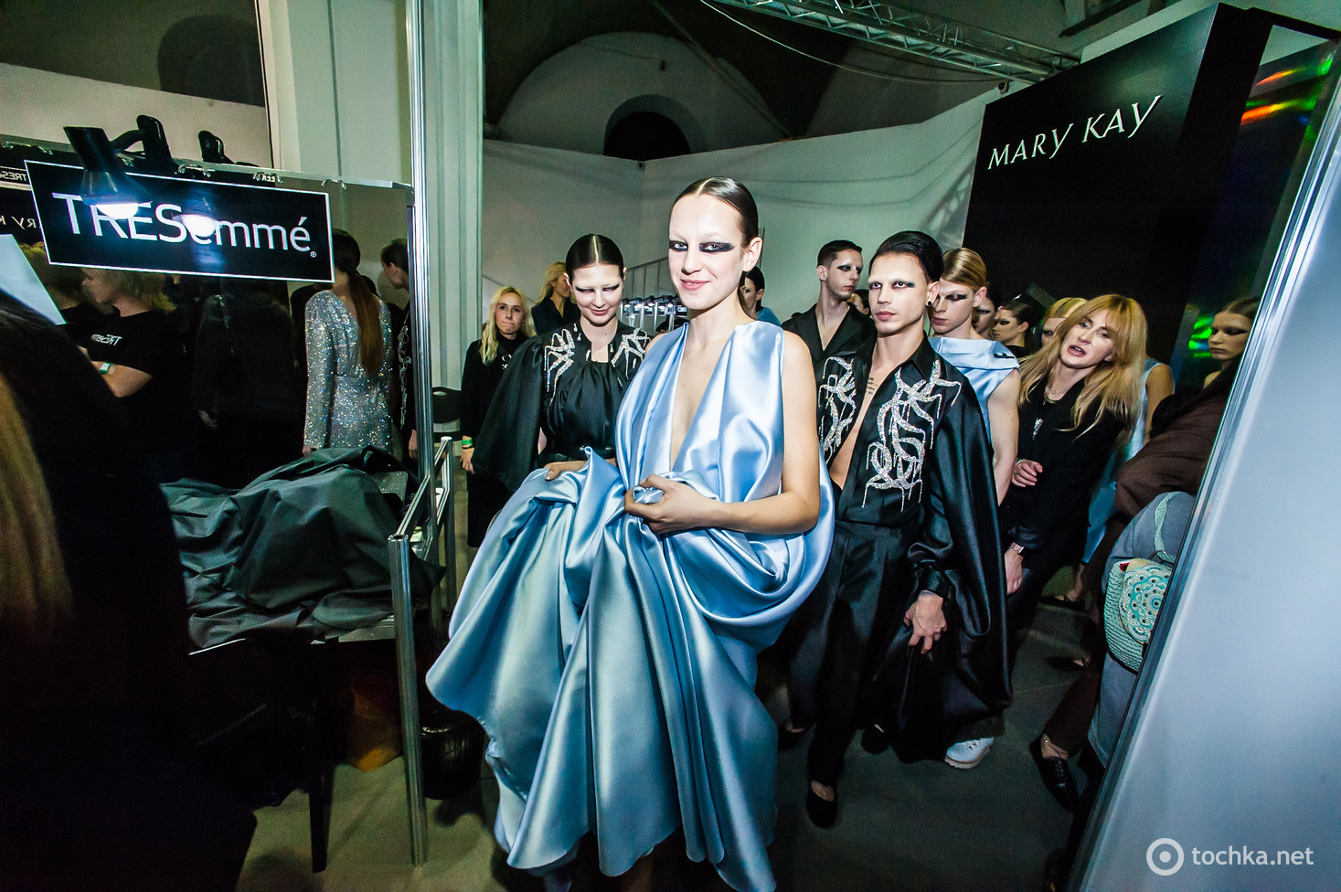 Backstage первого дня UFW FW20/21