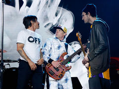 Джон Фрушанте повернувся в Red Hot Chili Peppers через 10 років після виходу з гурту