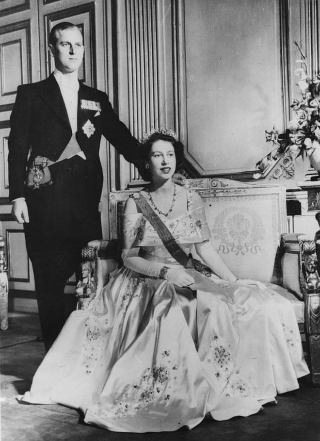 Елизавета II и принц Филипп (Cover)
