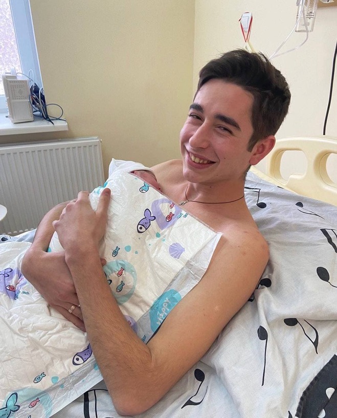 Роман Сасанчин впервые стал отцом