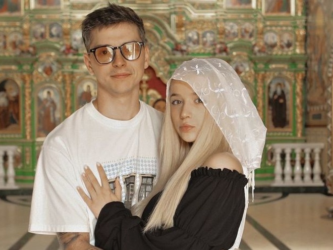 Parfeniuk і Сімбочка показали обличчя дочки на перших фото з хрестин