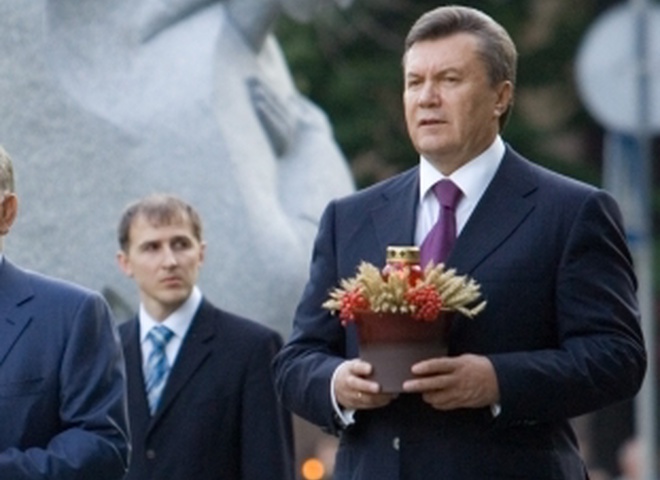 Віктор Янукович, голодомор