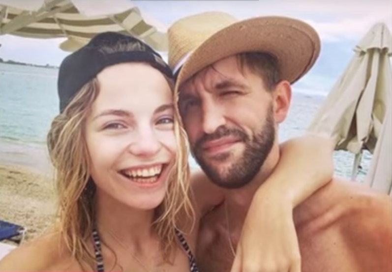 Іван Добронравов з дівчиною