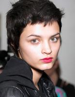 Б'юті-образ моделей з показу MSGM Осінь 2015