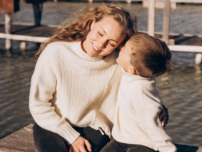 Олена Шоптенко показала нові фото із сином з нагоди його 7-річчя