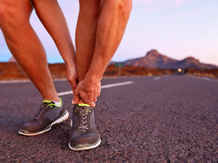 Что делать если отекают ноги?