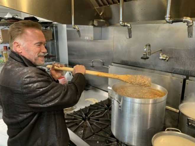 Арнольд Шварценеггер (Cover)