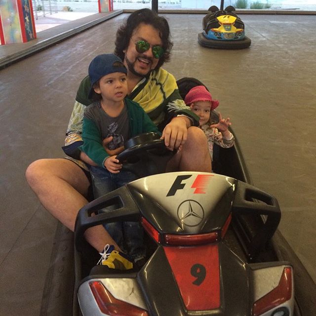 Філіп Кіркоров з дітьми