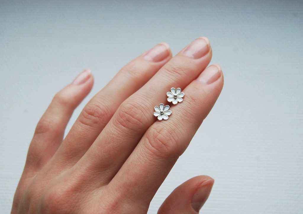 Новогодние аксессуары 2017: серьги