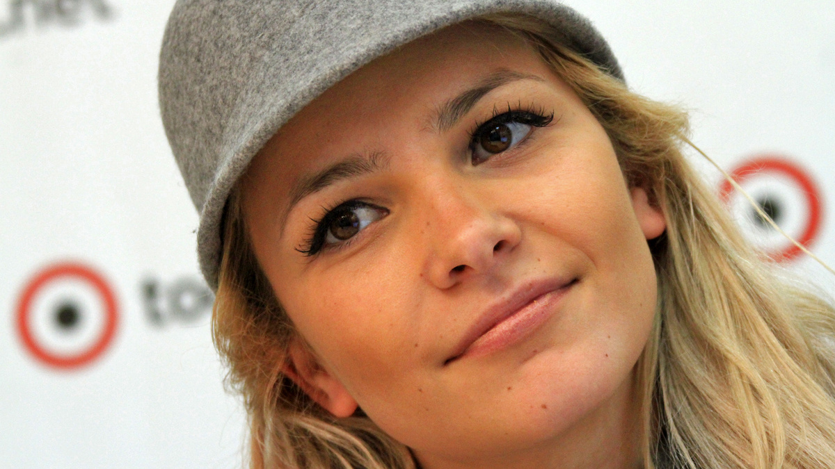 Юлия из шоу Холостяк 4