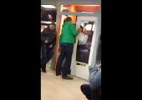 Дал сдачи... девушке