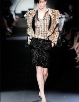 Роскошную осень открывает Armani Prive